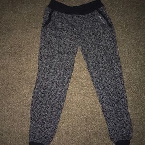 Pattern pants w/ pockets